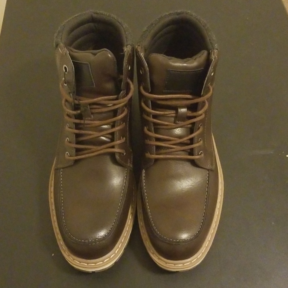 Sonoma dark brown boots